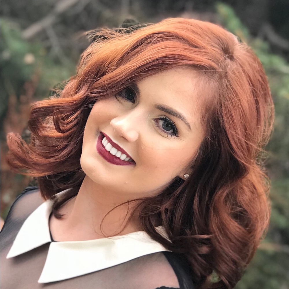 Meet your Posher, Dana